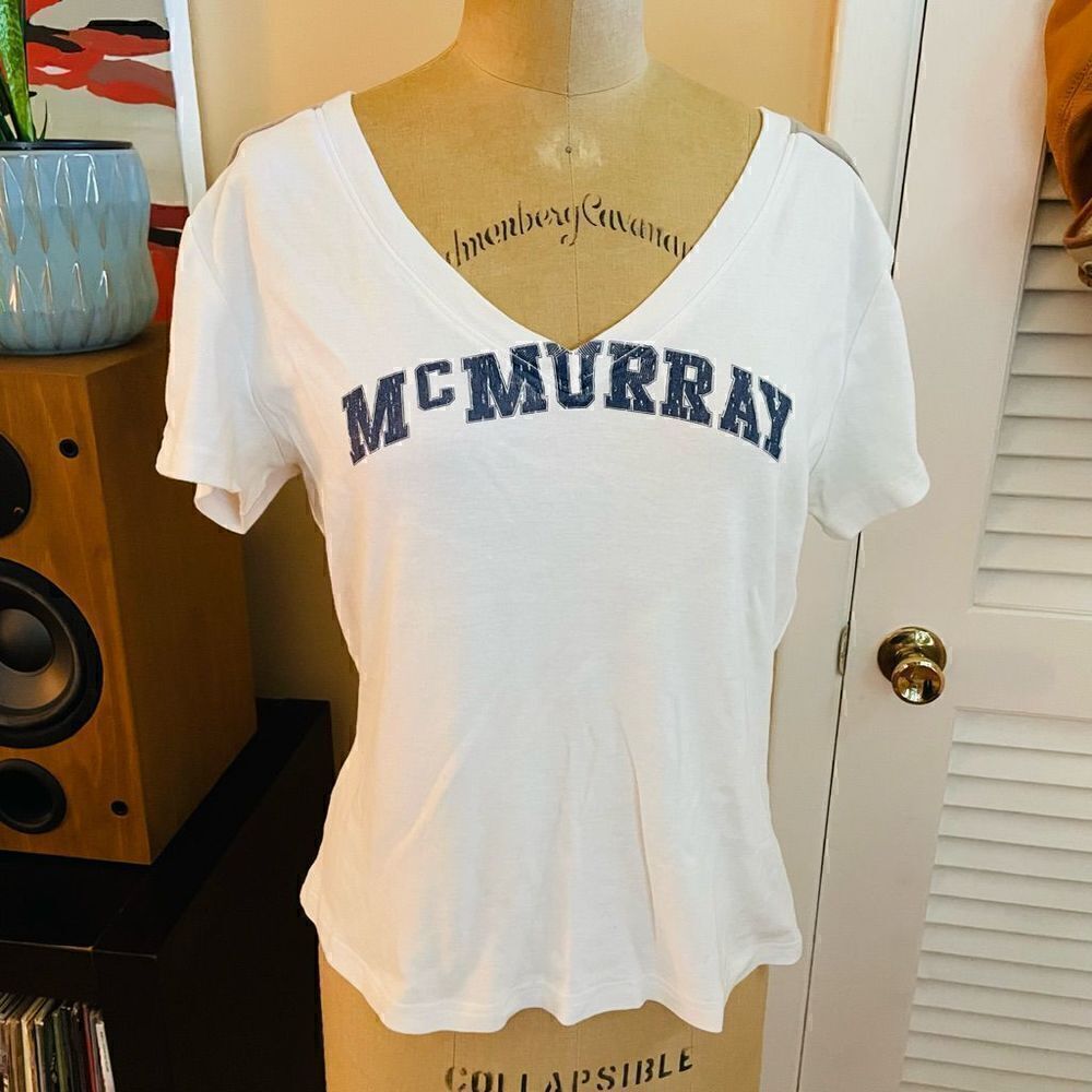 NASCAR | mcmurray white v neck short sleeve top L